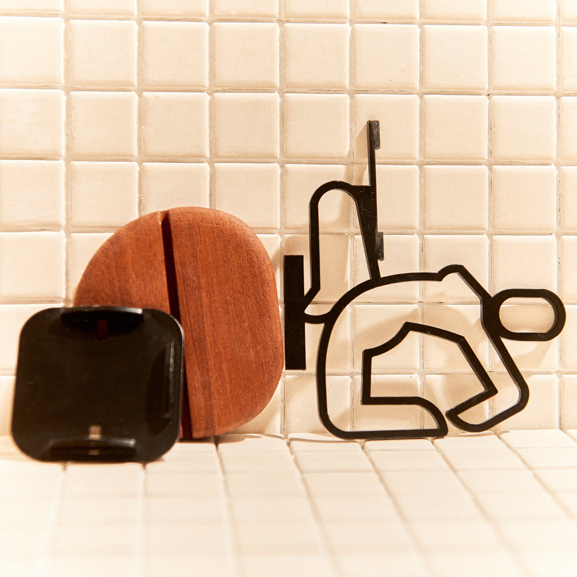 Yoga-inspired Mermaid Pose candle holder, handcrafted design for serene atmosphere.